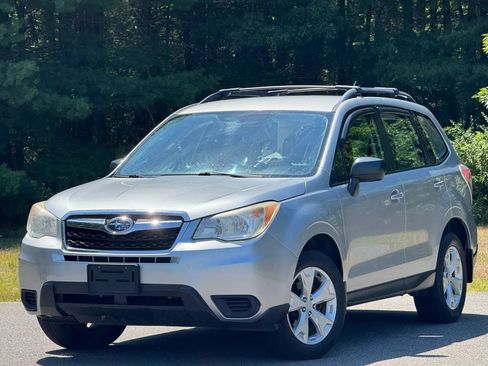 Used 2015 Subaru Forester 2.5i w/ Alloy Wheel Package AWD/4WD image 1