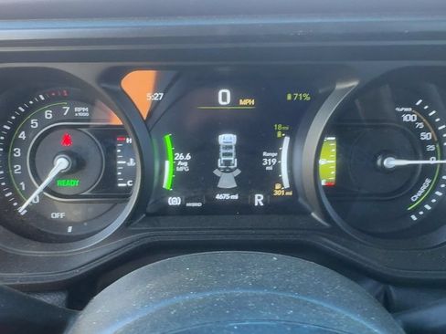 Used 2024 Jeep Wrangler Unlimited Rubicon 4xe AWD/4WD image 16