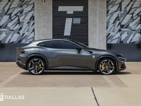 Used 2026 Ferrari Purosangue AWD/4WD image 17