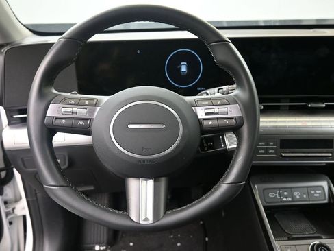 Certified 2025 Hyundai Kona SEL image 31