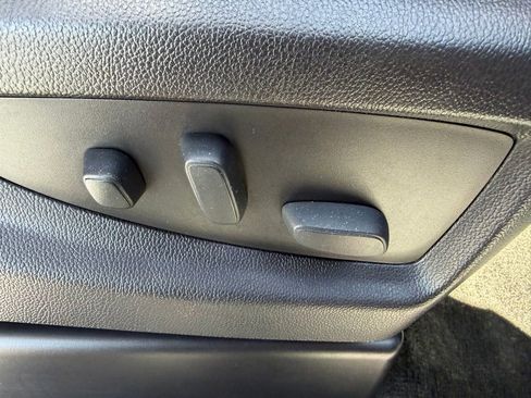 Used 2016 Chevrolet Silverado 2500 LTZ w/ LTZ Plus Package RWD image 17