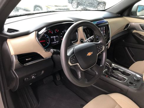 Used 2023 Chevrolet Traverse LS w/ Safety Package FWD image 18