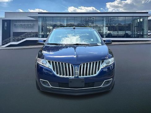 Used 2011 Lincoln MKX 2WD w/ 102A Rapid Spec Order Code image 2
