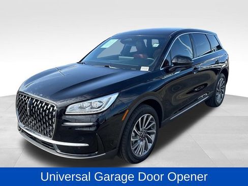 Used 2025 Lincoln Corsair Reserve AWD/4WD image 3