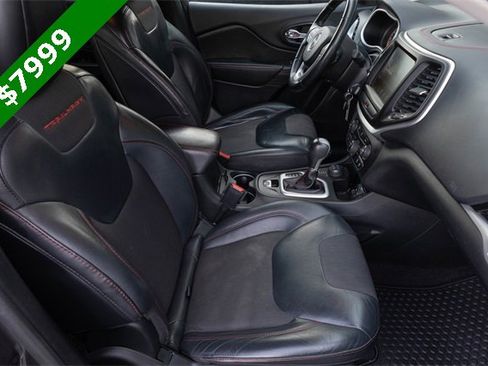 Used 2016 Jeep Cherokee Trailhawk image 17