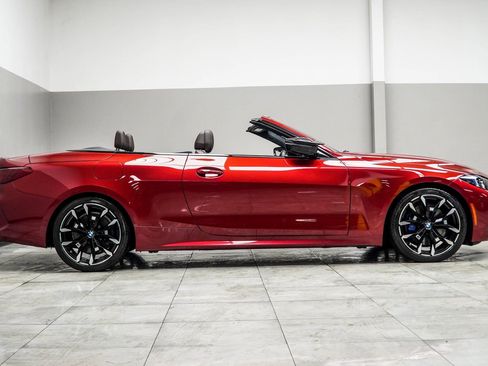 Used 2025 BMW M440i Convertible w/ Premium Package image 7