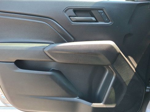 Used 2024 Chevrolet Colorado Trail Boss w/ Technology Package AWD/4WD image 12