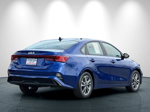 Used 2023 Kia Forte LXS image 4