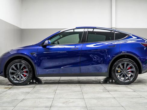 Used 2022 Tesla Model Y Performance image 10