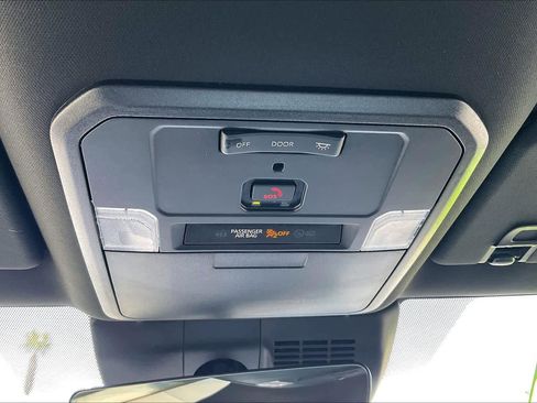 Certified 2025 Toyota Tacoma SR5 RWD image 32