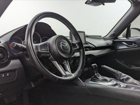 Used 2021 MAZDA MX-5 Miata RF Club image 18