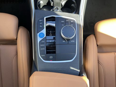 Used 2026 BMW i4 eDrive40 w/ Premium Package image 28