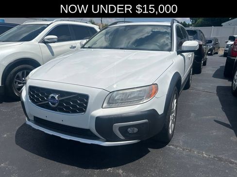 Used 2016 Volvo XC70 T5 Premier AWD/4WD image 2