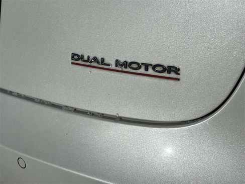 Used 2019 Tesla Model 3 Performance image 29