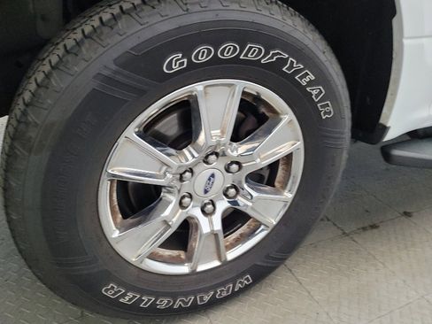 Used 2016 Ford F150 XLT w/ Equipment Group 302A Luxury AWD/4WD image 31