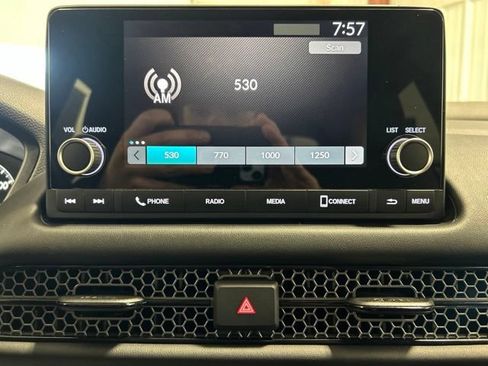 Certified 2023 Honda HR-V Sport image 32
