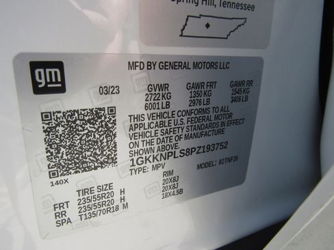 Used 2023 GMC Acadia Denali w/ Denali Ultimate Package FWD image 32