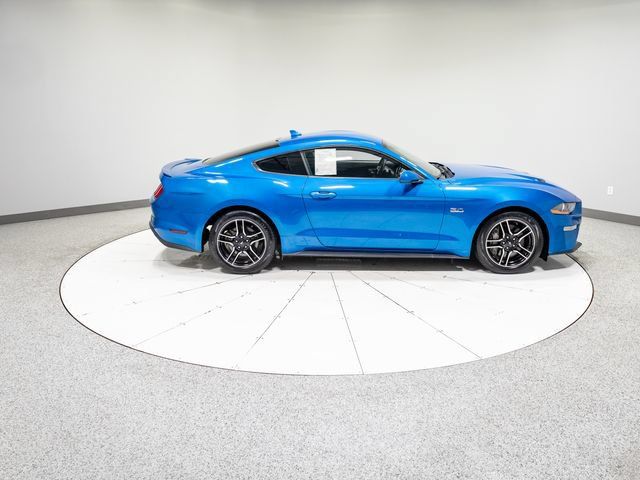 Used 2021 Ford Mustang GT RWD image 3
