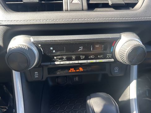 Used 2024 Toyota RAV4 LE image 17