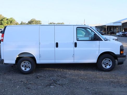 New 2025 GMC Savana 2500 w/ Driver Convenience Package image 3