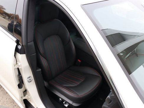 Used 2022 Maserati Levante Modena image 39