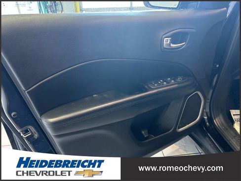 Used 2018 Jeep Compass Latitude image 11