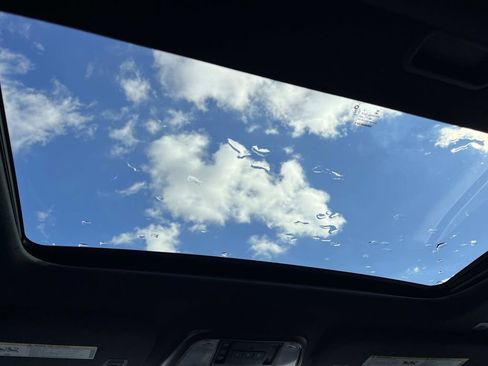 Used 2024 Dodge Durango R/T image 16