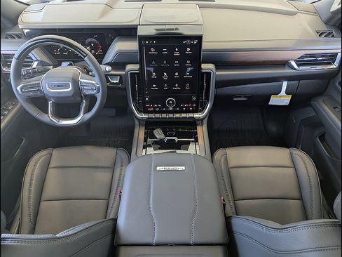 New 2026 GMC Yukon Denali w/ Advanced Technology Package AWD/4WD image 19