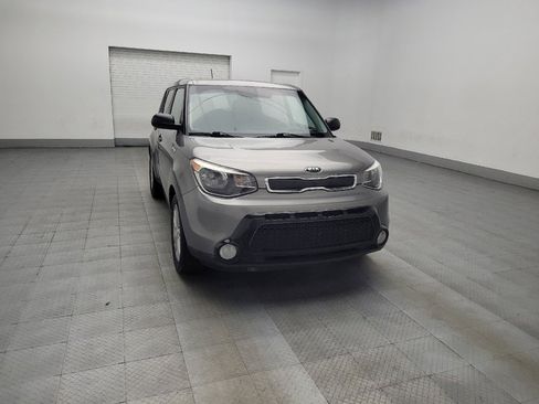 Used 2016 Kia Soul + image 13