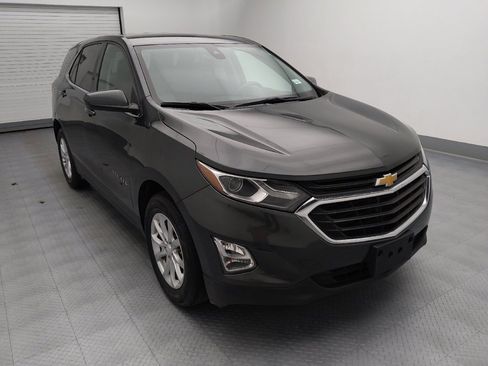 Used 2020 Chevrolet Equinox LT w/ Driver Convenience Package image 13