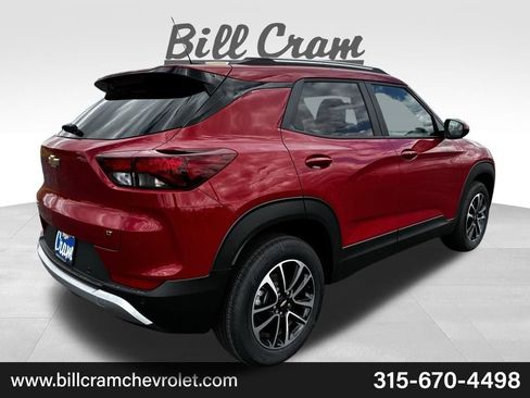 New 2026 Chevrolet TrailBlazer LT AWD/4WD image 3