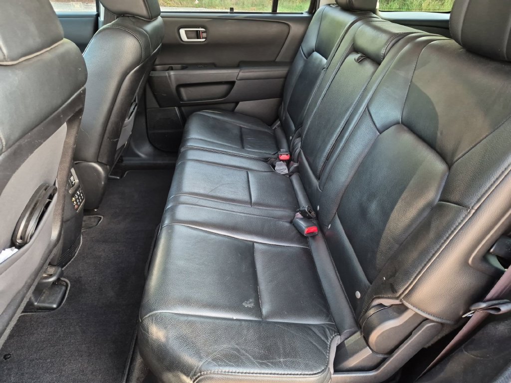 Used 2012 Honda Pilot Touring image 28