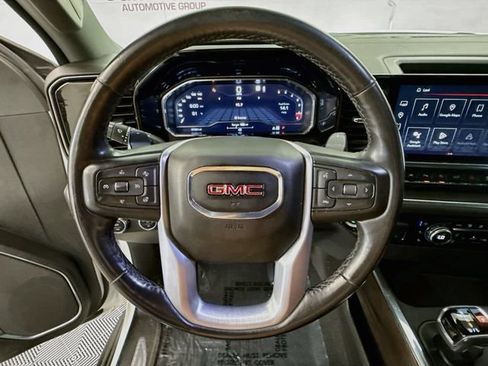 Used 2022 GMC Sierra 1500 SLT w/ SLT Premium Package AWD/4WD image 11