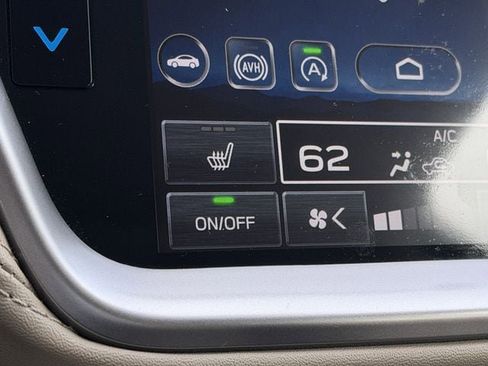 Used 2025 Subaru Outback Limited image 21