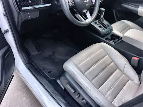 Certified 2023 Honda CR-V EX-L image 3