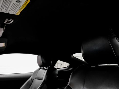 Used 2020 Ford Mustang Premium RWD image 36