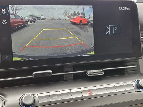 Used 2025 Hyundai Kona SEL image 11