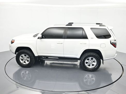 Used 2023 Toyota 4Runner SR5 Premium w/ Moonroof Package AWD/4WD image 37
