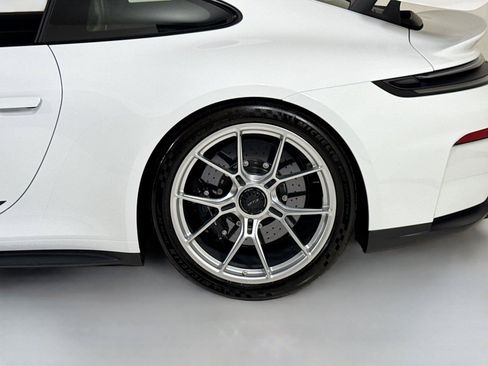 Used 2025 Porsche 911 GT3 w/ Chrono Package RWD image 40