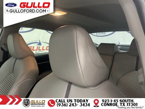 Used 2022 Toyota Camry SE FWD image 17