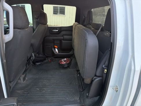 Used 2023 Chevrolet Silverado 1500 Custom Trail Boss w/ LPO, Dark Essentials Package AWD/4WD image 11