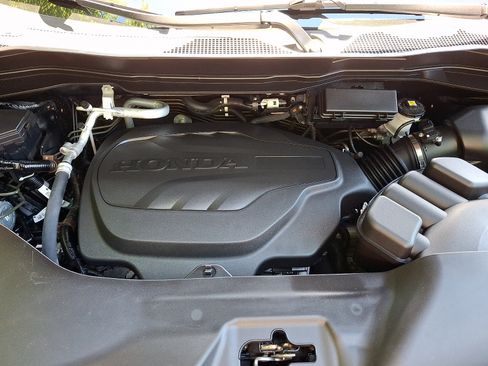 Used 2024 Honda Ridgeline Black Edition image 29