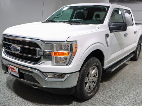 Used 2021 Ford F150 XLT w/ XTR Package image 32