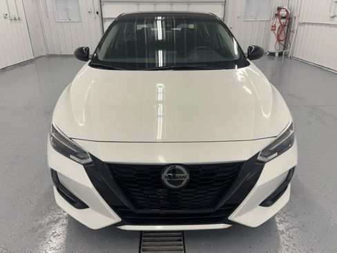 Used 2023 Nissan Sentra SR w/ Midnight Edition Package image 10