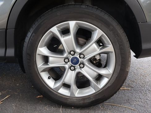 Used 2015 Ford Escape Titanium w/ Equipment Group 301A AWD/4WD image 43