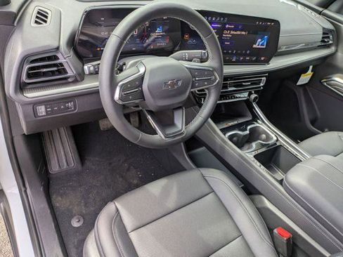 New 2026 Chevrolet Traverse LT w/ Midnight/Sport Edition AWD/4WD image 10