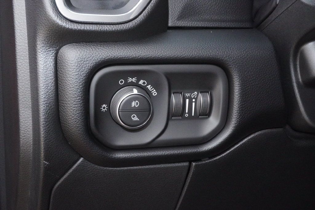 Used 2026 RAM 2500 Laramie w/ Night Edition AWD/4WD image 29