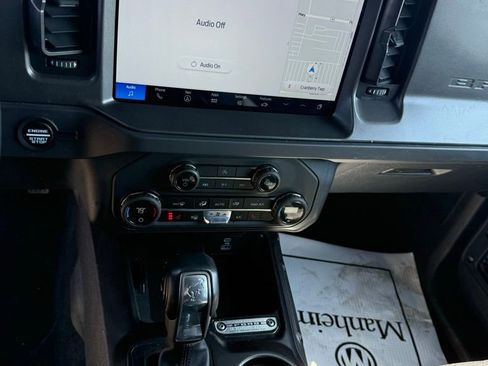 Used 2025 Ford Bronco Big Bend image 12