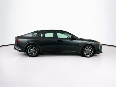 Used 2025 Kia K4 FWD image 10