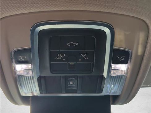 Used 2019 RAM 1500 Laramie image 21